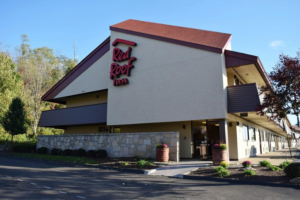 Red Roof Inn St Clairsville - Wheeling West Hotel in Ohio