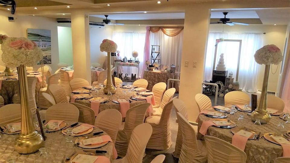 PARADOR COMBATE BEACH Hotel in Caribbean