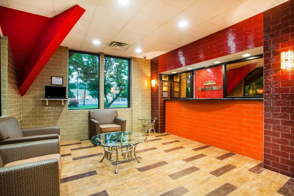 Howard Johnson by Wyndham North Plainfield Hotel in New Jersey
