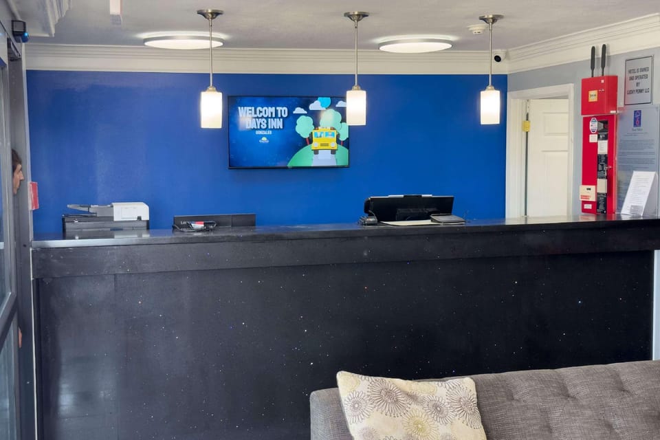 Days Inn by Wyndham Gonzales Hotel in Gonzales