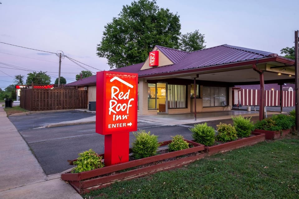 Red Roof Inn Starkville - University Hotel in Starkville