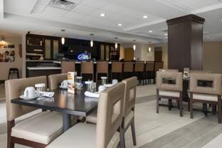 Holiday Inn Savannah S - I-95 Gateway Hotel By IHG Hotel in Savannah