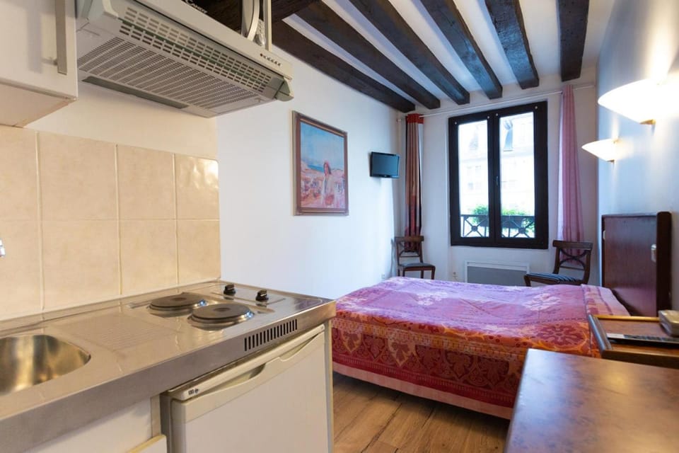 Residence de Bourgogne Hotel in Paris
