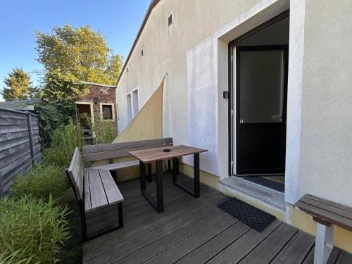die Senfbude - wunderschone Apartments fur 4 Personen mit Terrasse & Stellplatz Hotel in Leipzig