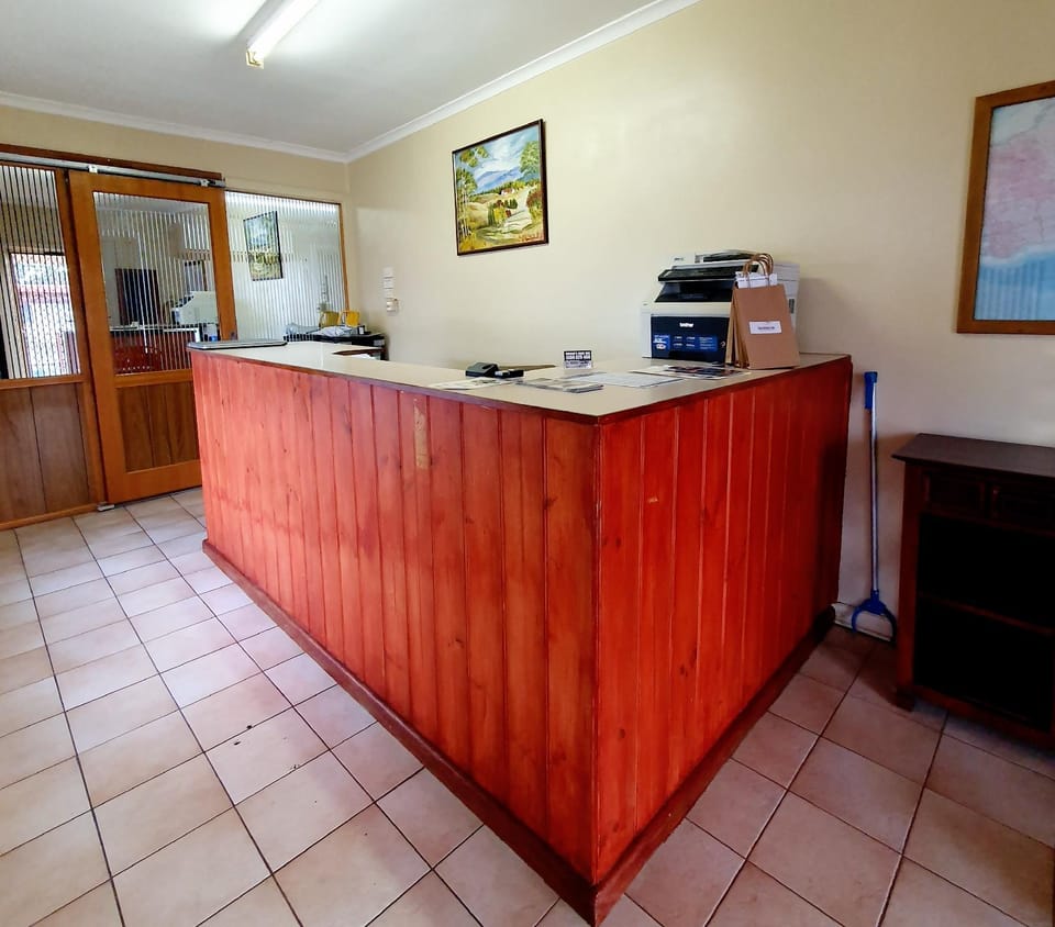 Ardeanal Motel Motel in West Wyalong
