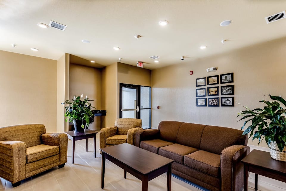 Cobblestone Inn & Suites - Waverly Hotel in Iowa