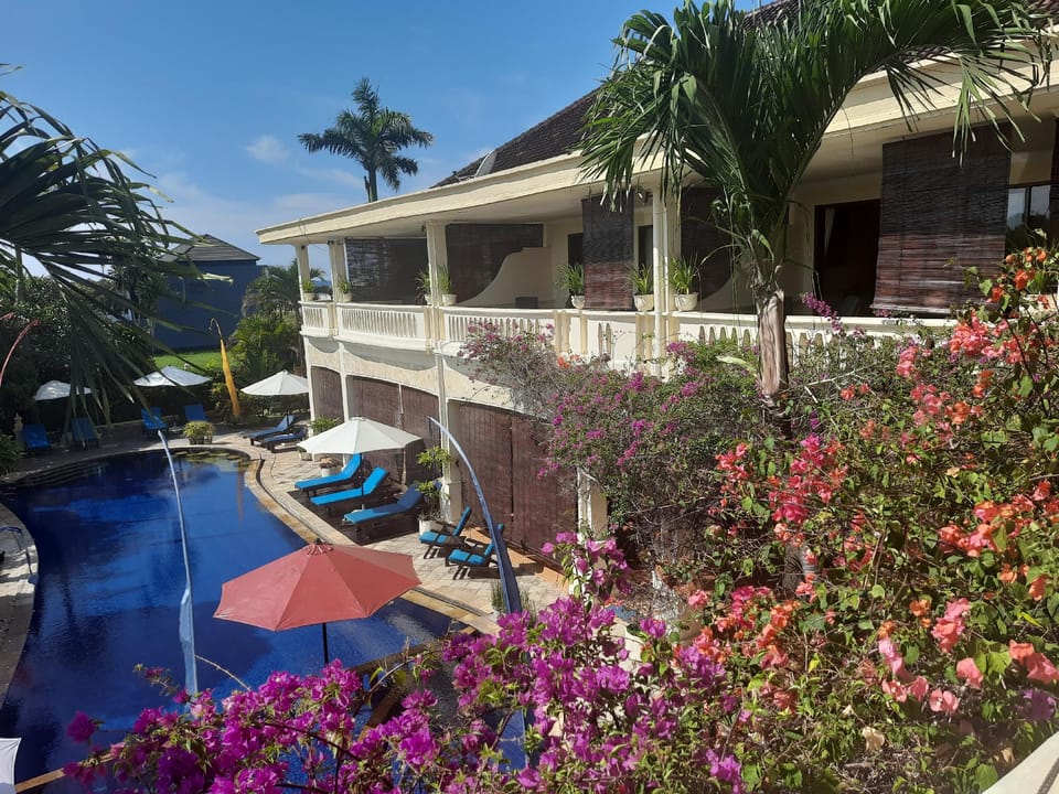 Bali Paradise Hotel - Boutique Resort Hotel in Buleleng