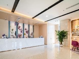 Lavande Hotel Wuxi Liangdong Road Yangmin Metro Station Hotel in Suzhou