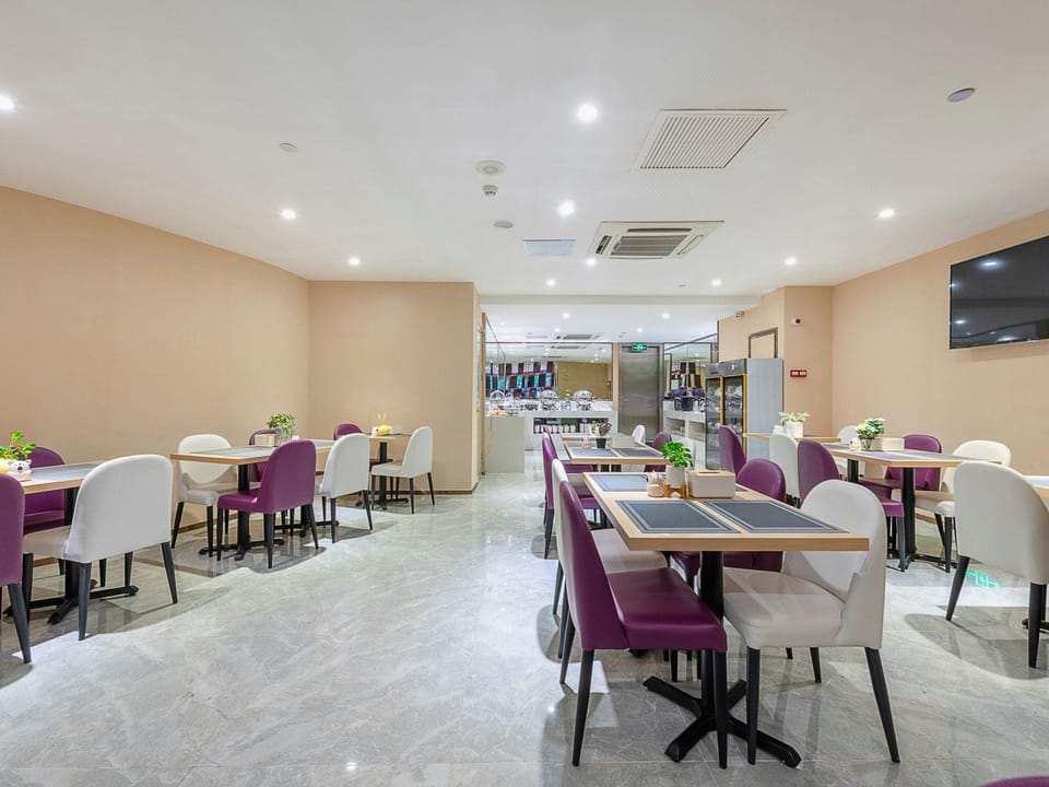 Lavande Hotel Guangzhou Shatai South Road Tianpingjia Metro Station Hotel in Guangzhou