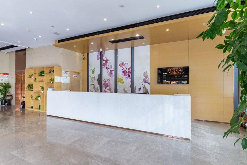 Lavande Hotel Tongxiang Puyuan Hotel in Zhejiang