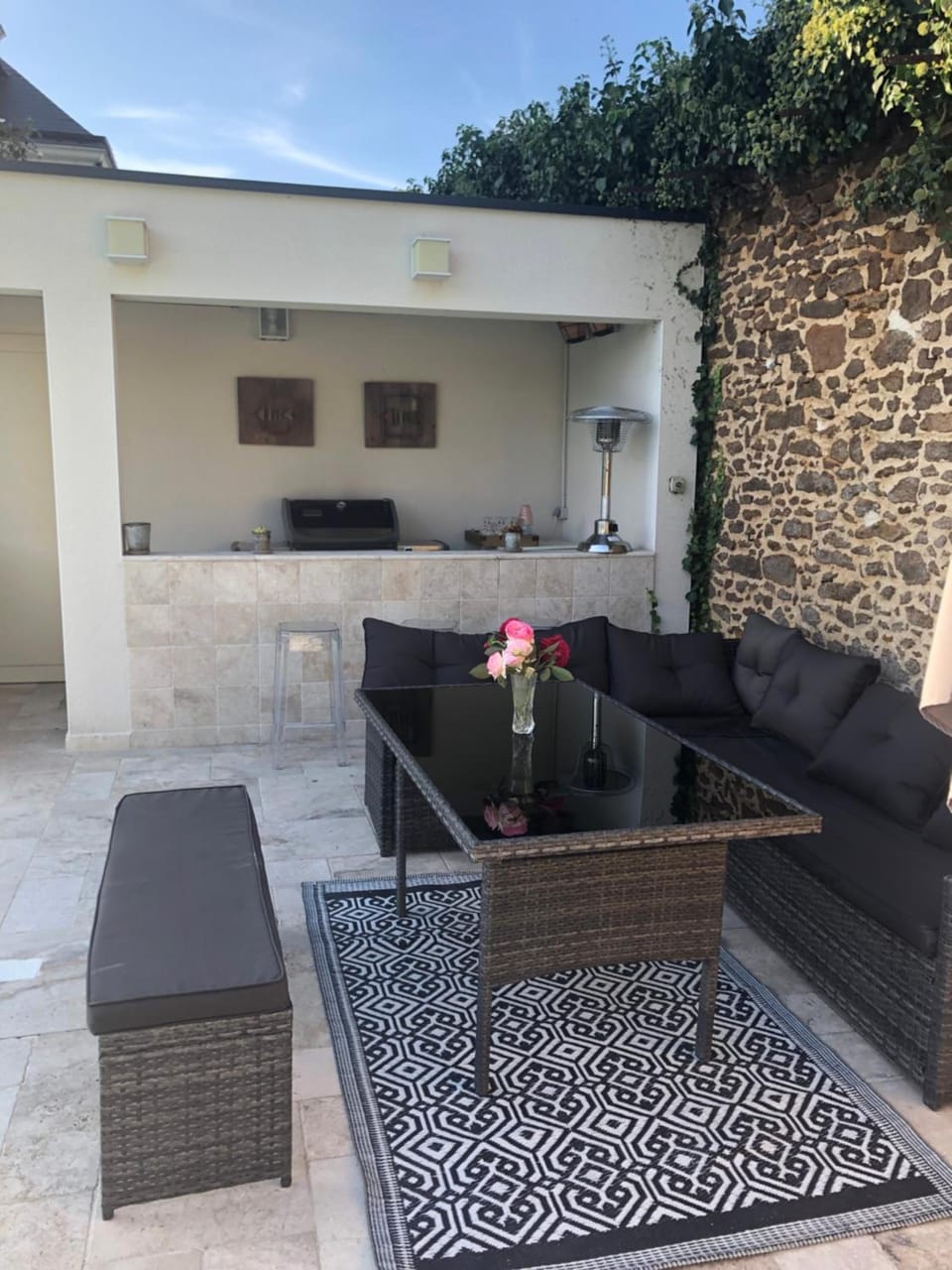 Villa MY le Mans Hotel in Centre-Val de Loire