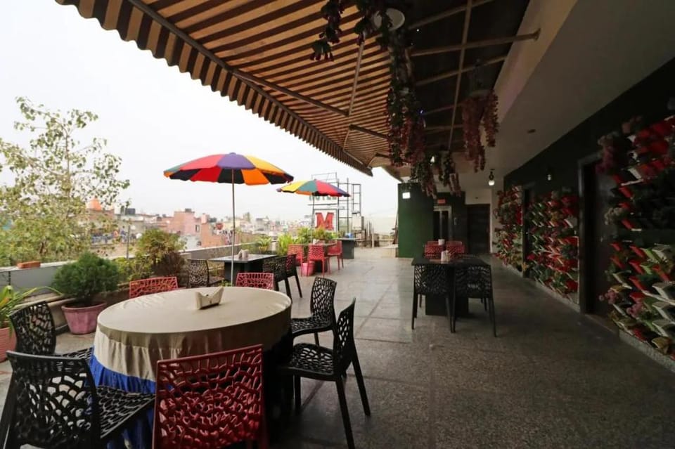 Hotel Mannat International Hotel in New Delhi