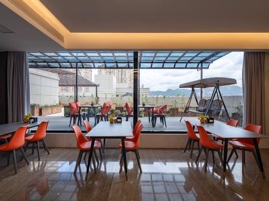 Cangnan Lihao Hotel(Cangnan Railway Station) Hotel in Zhejiang