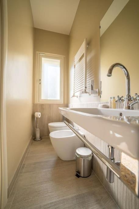 Acero Giallo Hotel in Parma