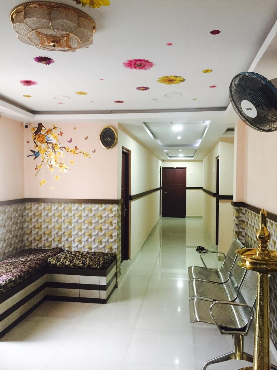 Mega Tourist Home Hotel in Kochi