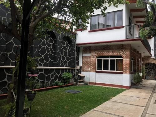 Villa familiar El Ciruelo Hotel in Cuernavaca