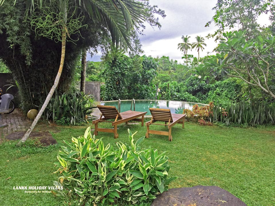 Meadow Villa Hotel in Galle
