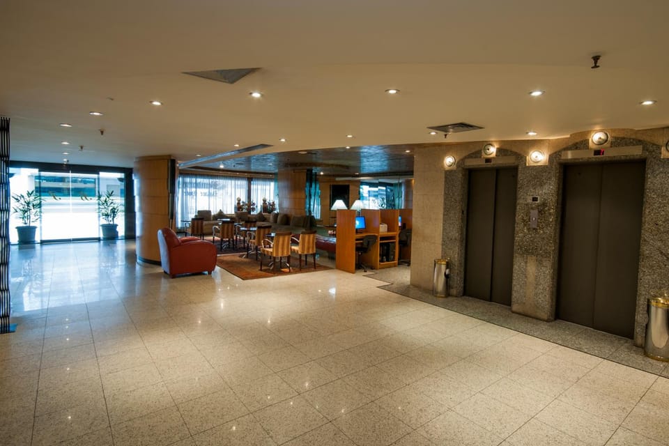 Shared lounge/TV area