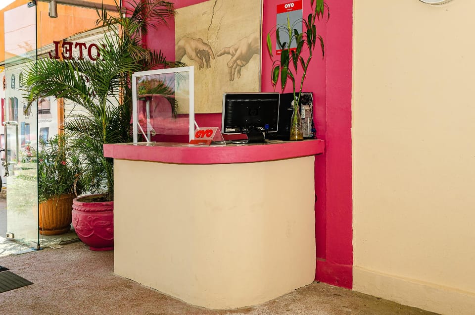 OYO Hotel Cabo Del Sur, Cabo San Lucas Hotel in Cabo San Lucas