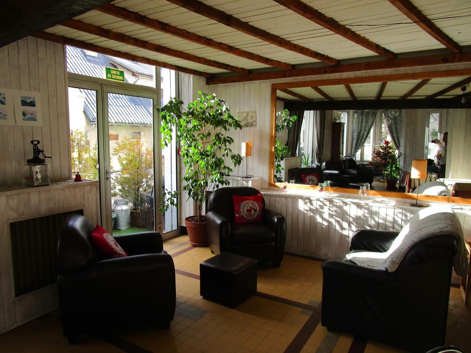 Les 4 Montagnes Hotel in Provence-Alpes-Côte d'Azur