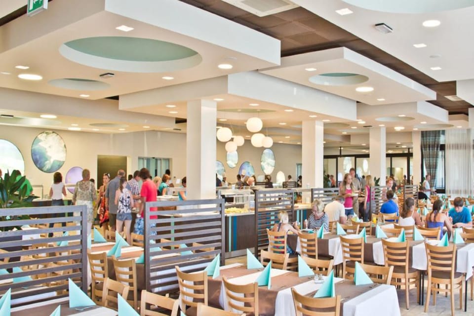 San Marino Resort Hotel in Lopar