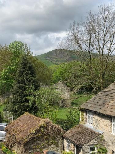 Ramblers Rest Hotel in Castleton