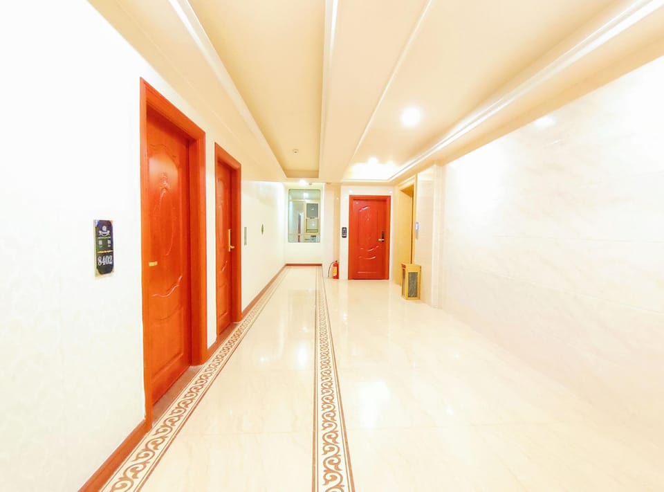Luhe Business Hotel Hotel in Guangzhou