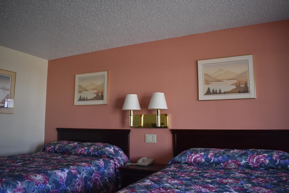 Royal Inn Hotel in Springdale