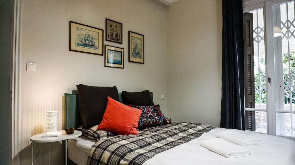 A Happy Stay at Edem Beach by Athenian Homes Hotel in Alimos