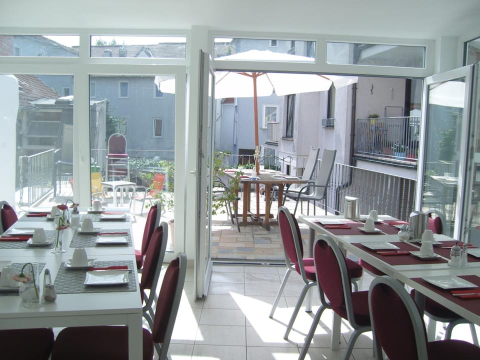 Zum Lowen Hotel in Oberursel