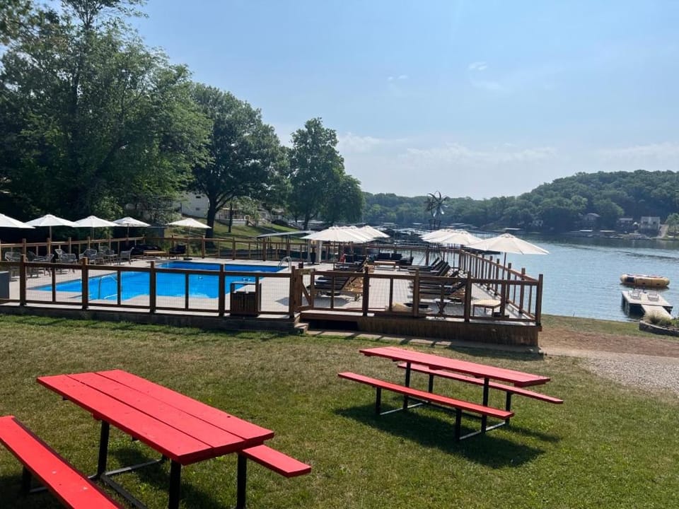 Buddy's Harbor Resort in Lake of the Ozarks