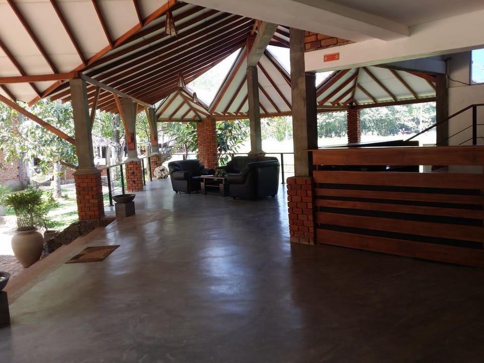 Hotel Araliya Hotel in Sri Lanka