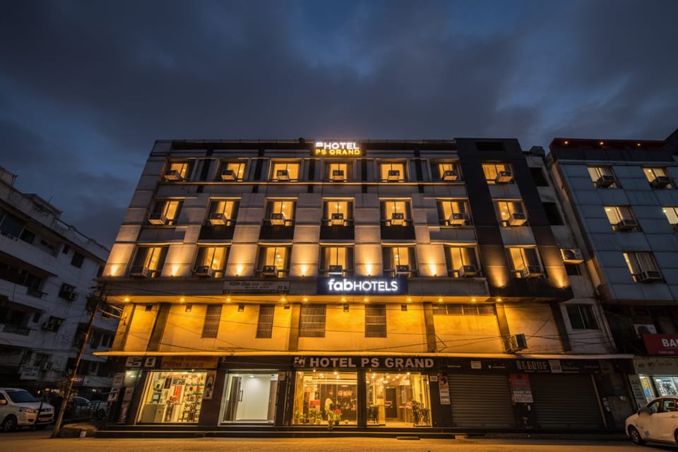 FabHotel PS Grand Hotel in Lucknow