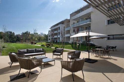 DOMITYS LES TOURMALINES Hotel in Carpentras