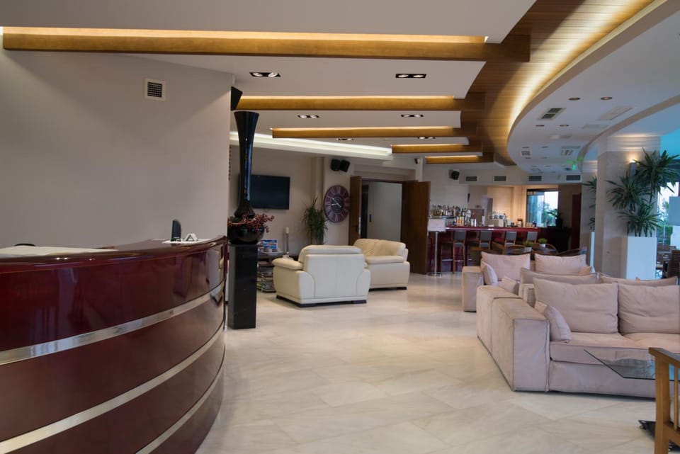 Cosmopolitan Hotel Hotel in Pieria, Greece