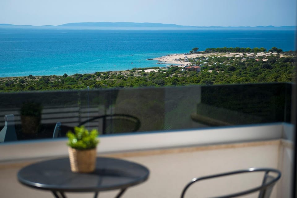 Luxury Villas Anita with Private Pool Hotel in Novalja