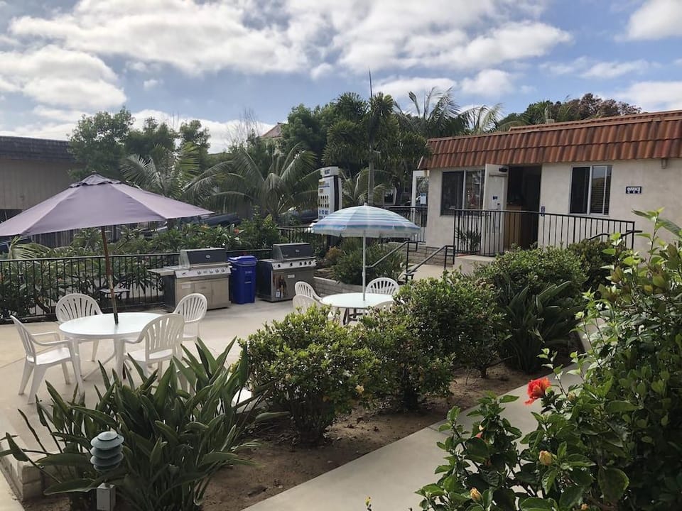 Moonlight Beach Motel Hotel in Encinitas