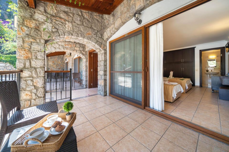 Ata Lagoon Beach Hotel Hotel in Ölüdeniz