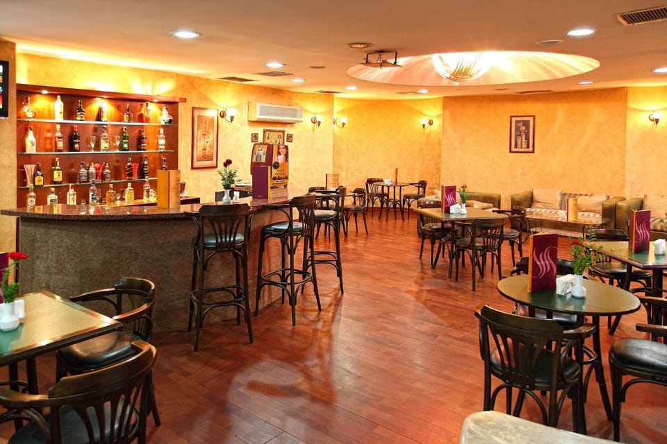 Bar/lounge