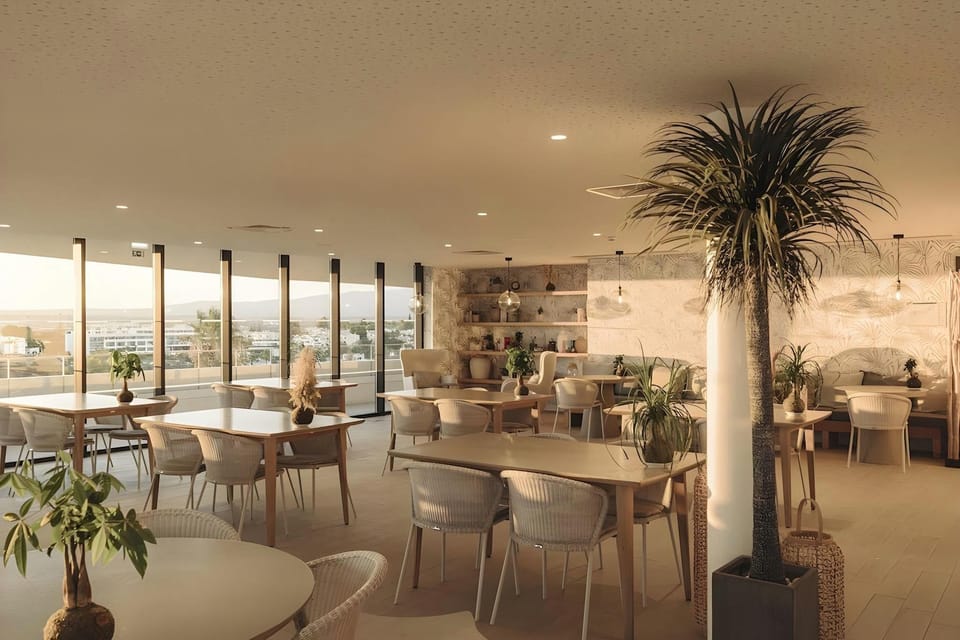 Longevity Health & Wellness Hotel - Adults Only Hotel in Alvor