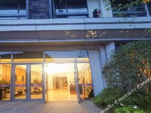 Vail · Great Screen Cinema Apartment (Longhu Bauhinia Tianjie Store) Hotel in Hangzhou