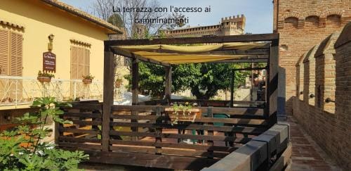 Ca La Terrazza - DENTRO IL BORGO STORICO Hotel in Marche