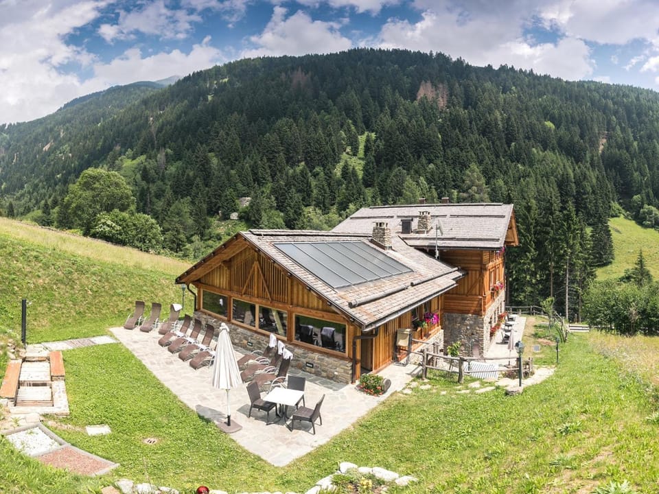 Hotel Chalet Alpenrose Bio Wellness Naturaktivhotel Hotel in Trentino-South Tyrol