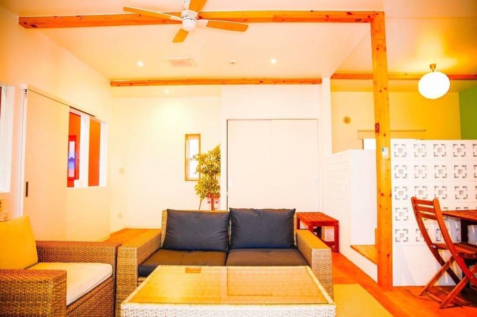 Shirahama Beach Garden Hotel in Japan