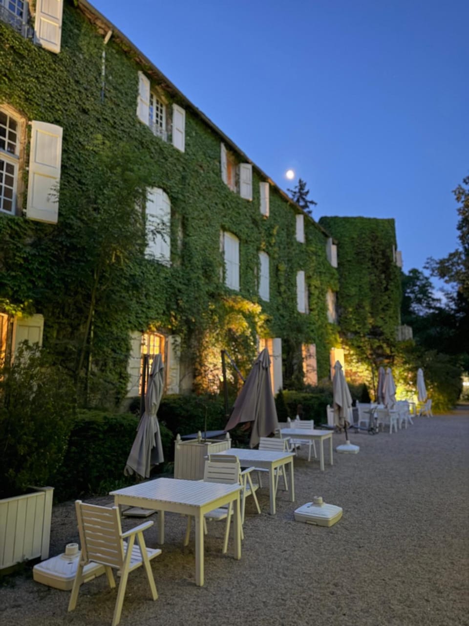 Chateau d'Ayres - Hôtel - Restaurant Hotel in Auvergne-Rhône-Alpes