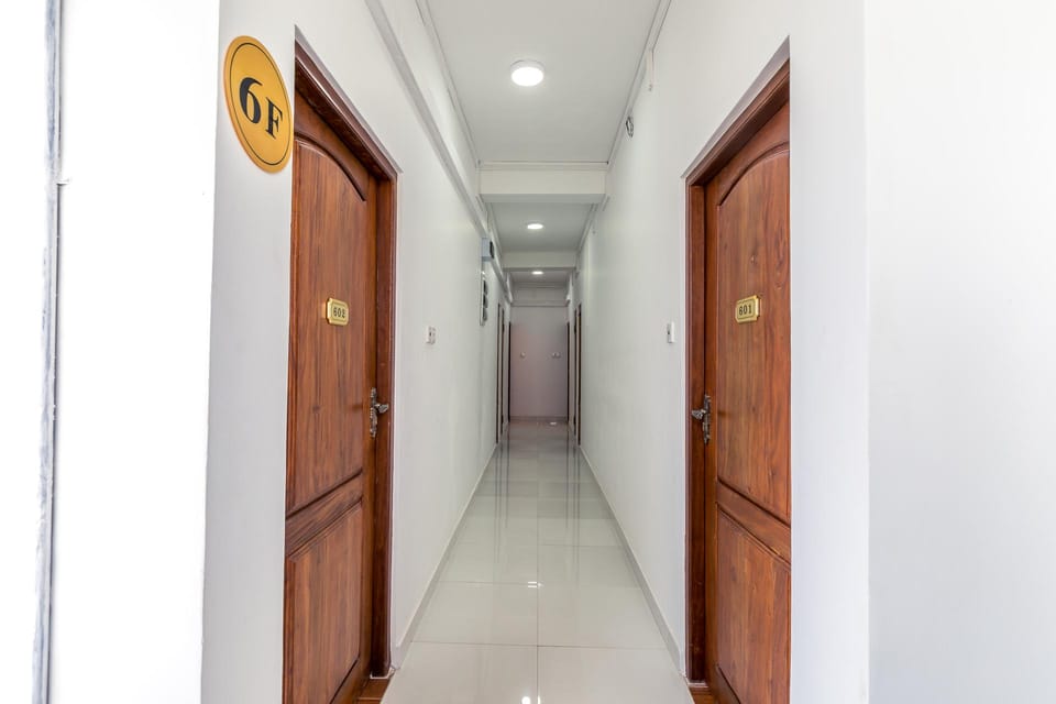Metro Port City Hotel Hotel in Colombo