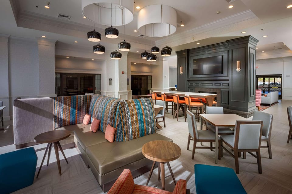 Hampton Inn & Suites Asheville Airport Hotel in Fletcher