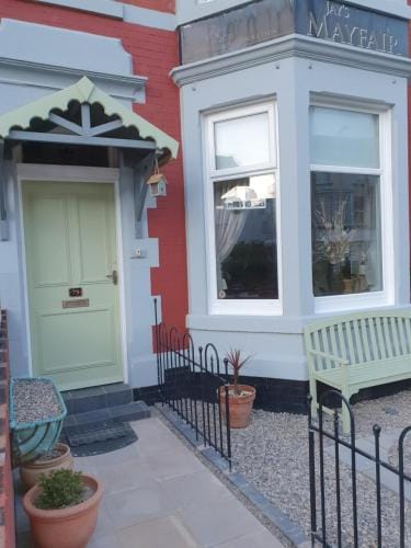 J's Mayfair Guest House Hotel in Blackpool
