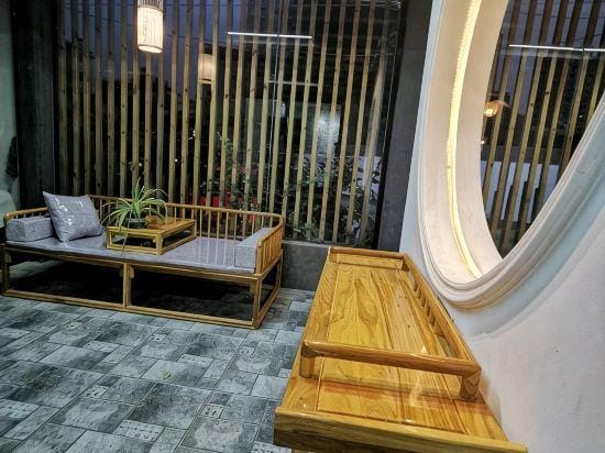 LeJu Courtyard house Hotel in China