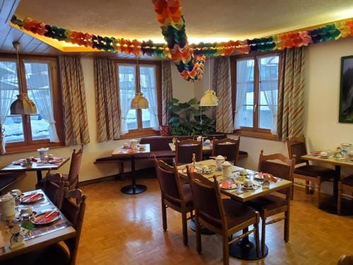 Hotel Garni Alpenruh Hotel in Canton of Valais
